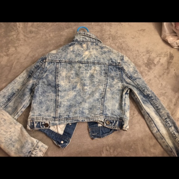 Jean jacket from buckle - Picture 3 of 3